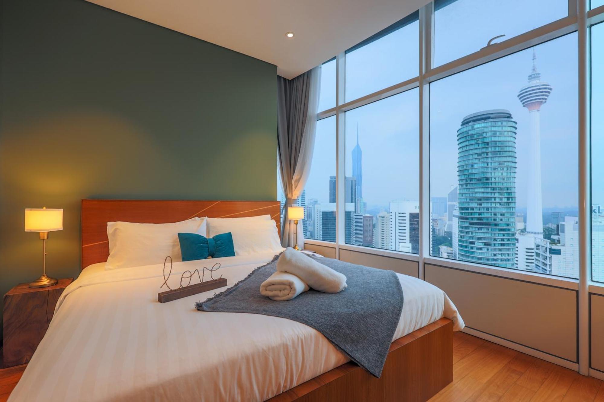 Calm Sojourn, Sky Suites Klcc Kuala Lumpur Exterior foto
