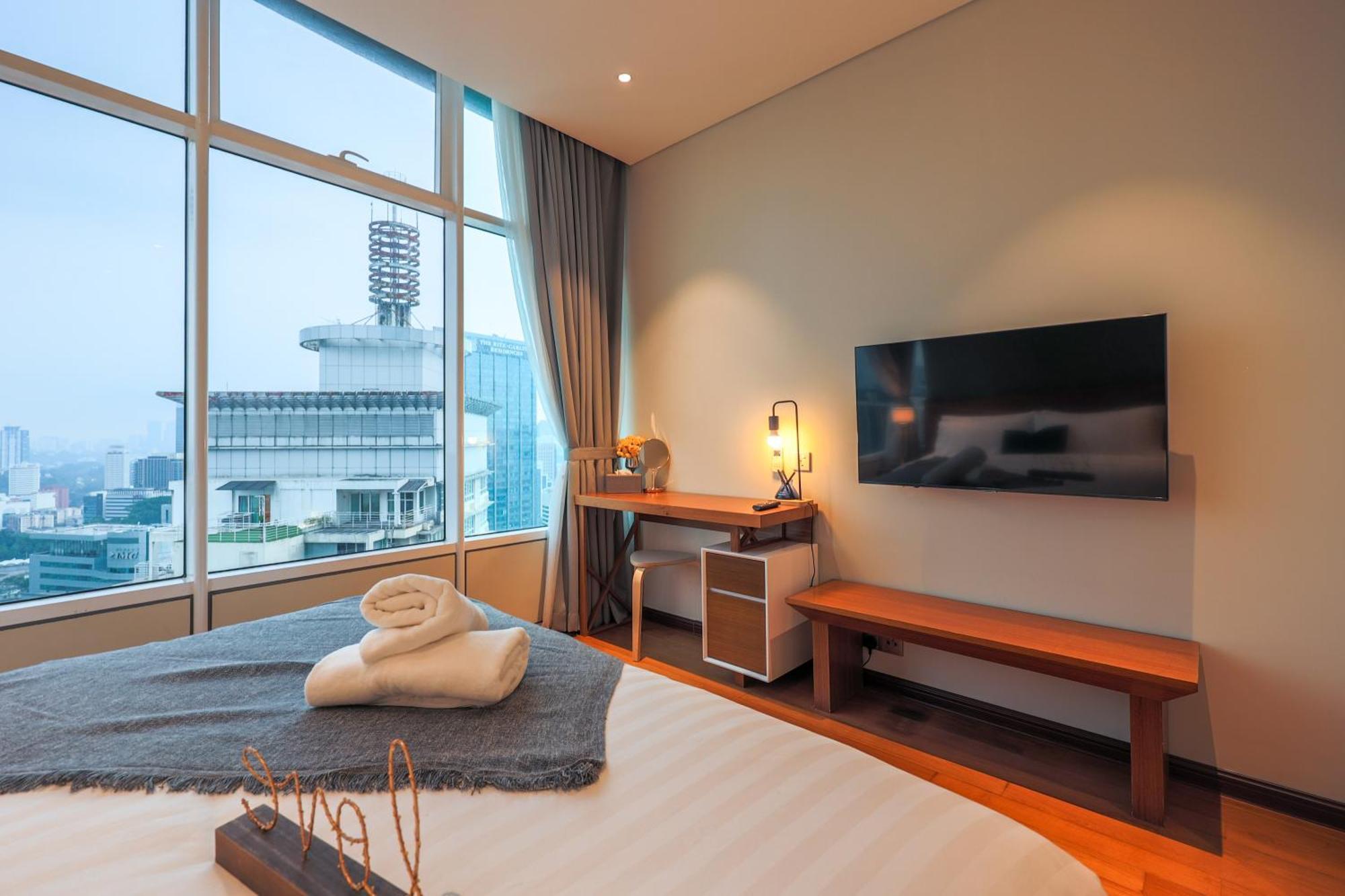 Calm Sojourn, Sky Suites Klcc Kuala Lumpur Exterior foto