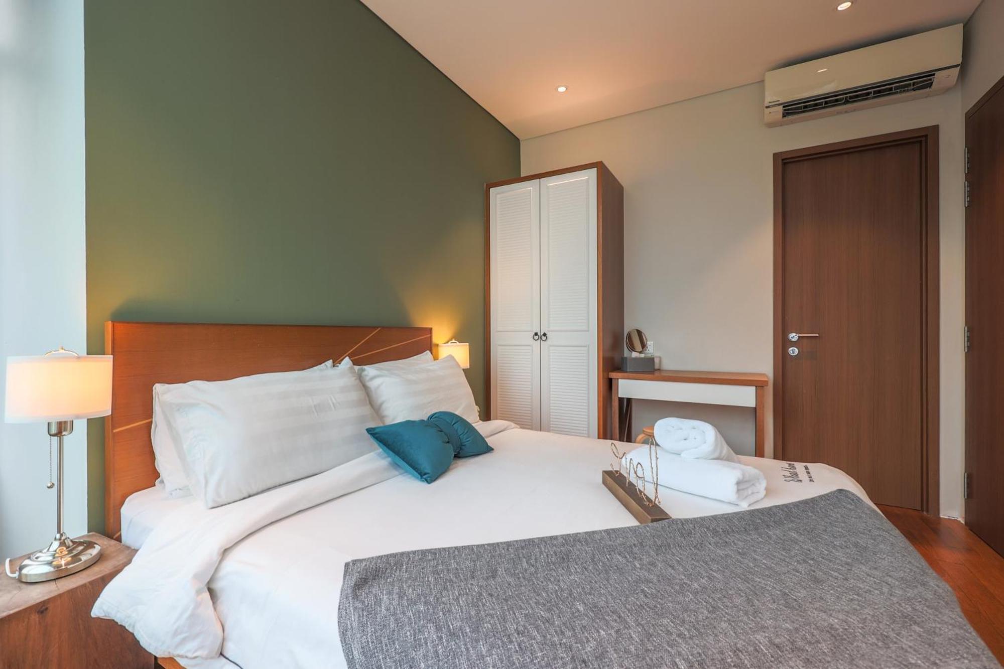 Calm Sojourn, Sky Suites Klcc Kuala Lumpur Exterior foto
